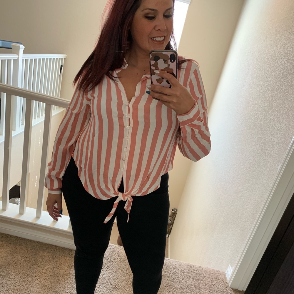 ❤️NEW PLUS Peach Striped Tie Front Top - Picture 5 of 8